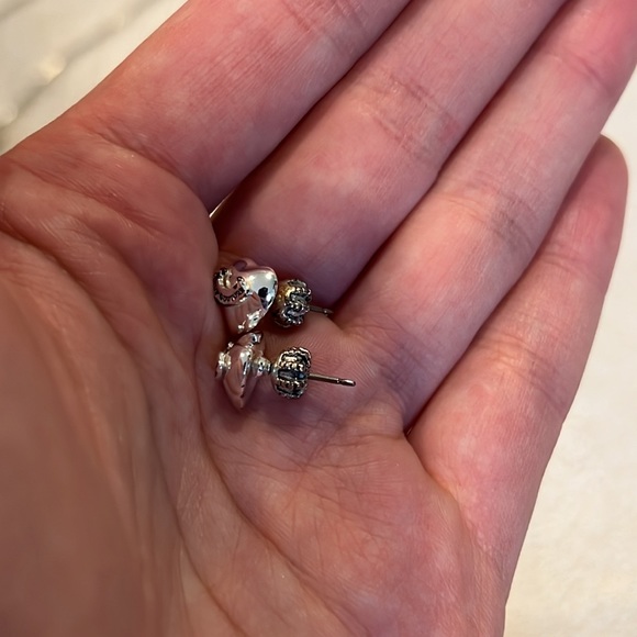 Juicy Couture Heart Earrings - Picture 2 of 5